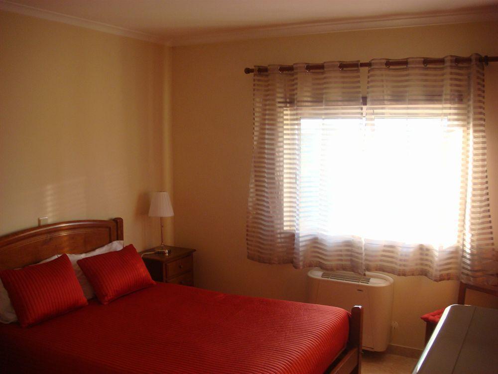 Residencia Santa Marta Hotel Tomar Eksteriør billede