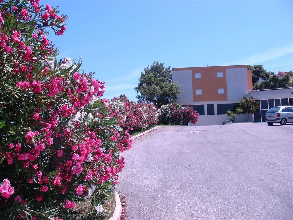 Residencia Santa Marta Hotel Tomar Eksteriør billede